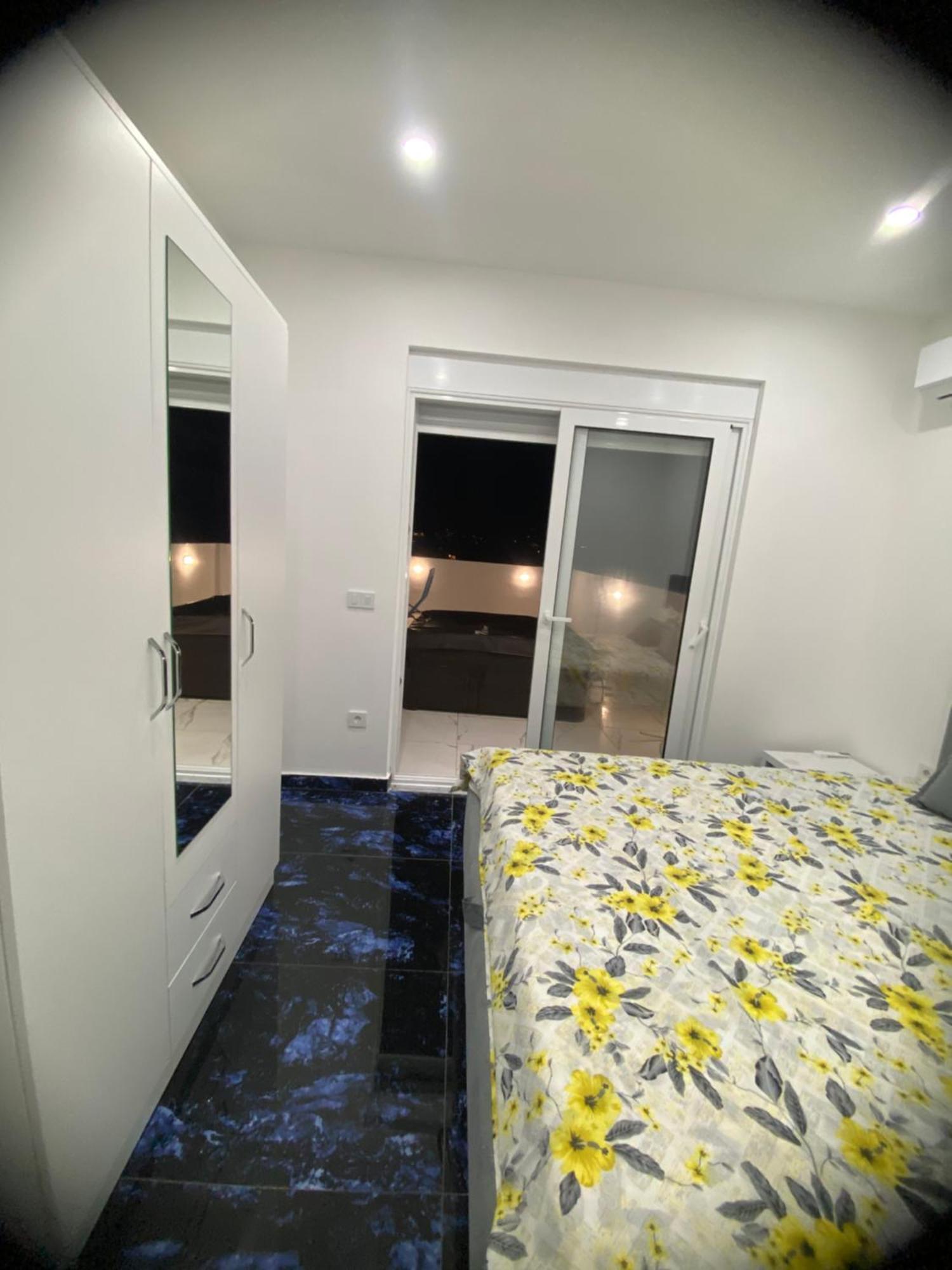 Montebello Inn Apartments Ulcinj Zewnętrze zdjęcie